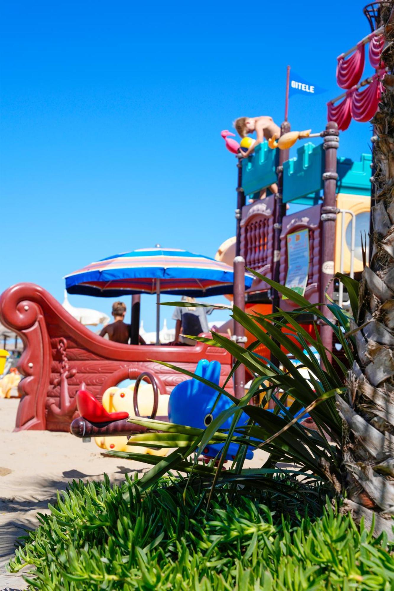 Hotel Thea Gabicce Mare Esterno foto