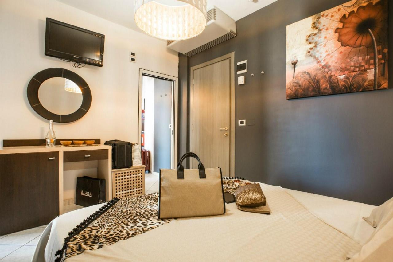Hotel Thea Gabicce Mare Esterno foto